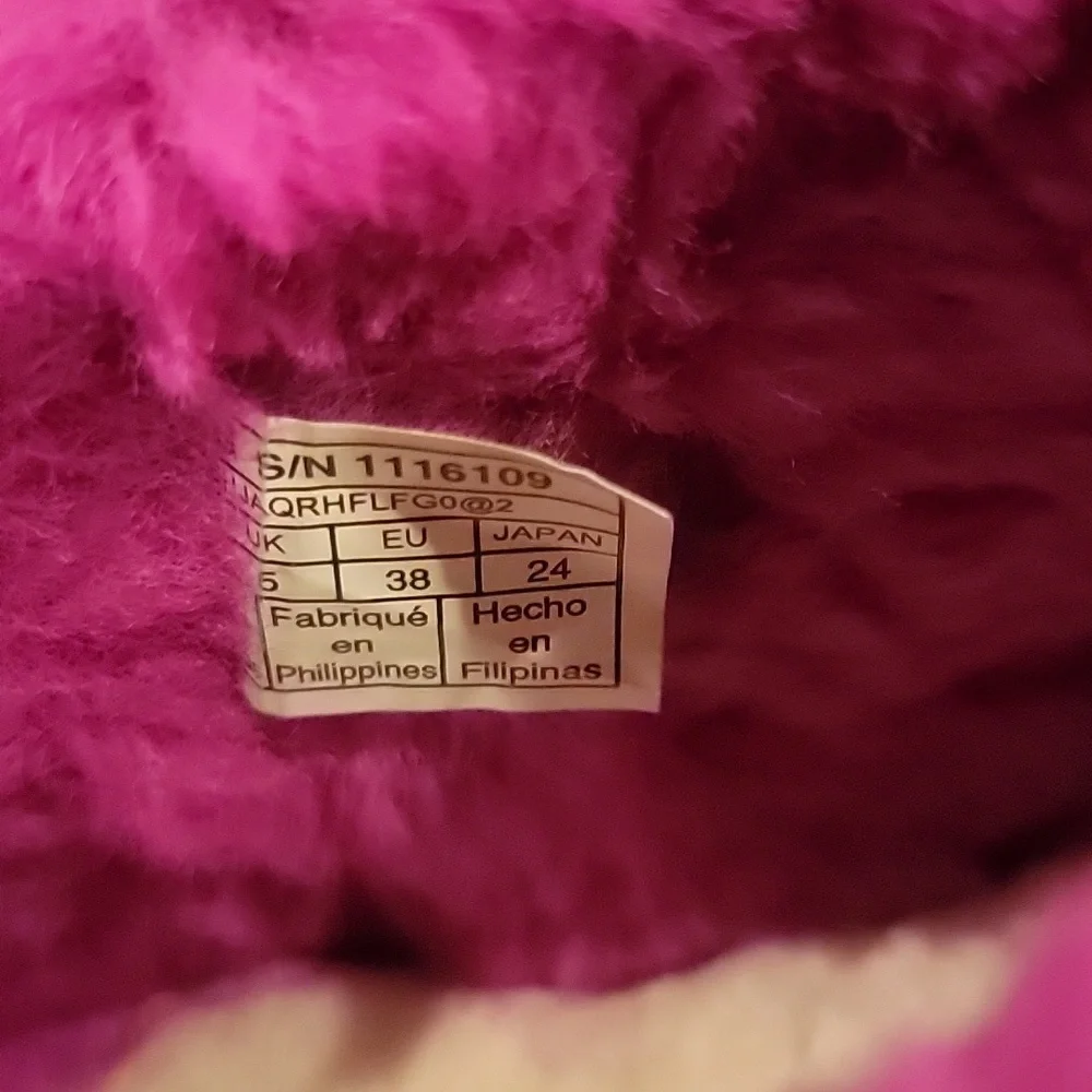 Ugg mini boots - Picture 5 of 6